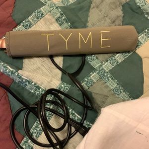 Tyme hair straightener.
